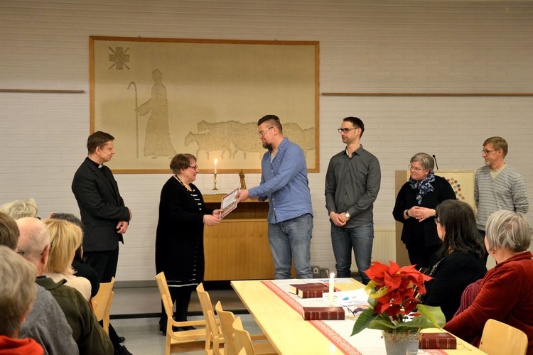Pappilan adressin luovutus 17.12. kirkkovaltuuston kokouksessa.
